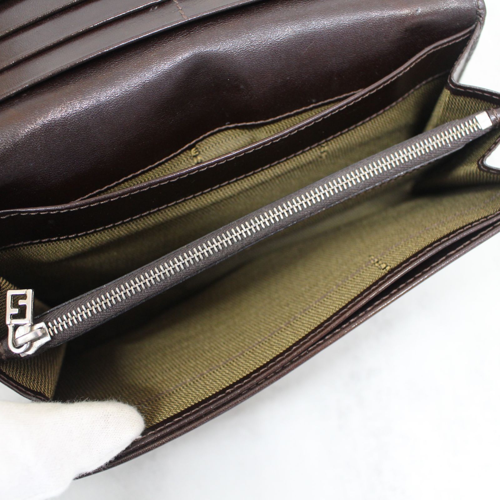 S712)【美品】FENDI ズッカ柄 二つ折り長財布 30851 フェンディ - メルカリ