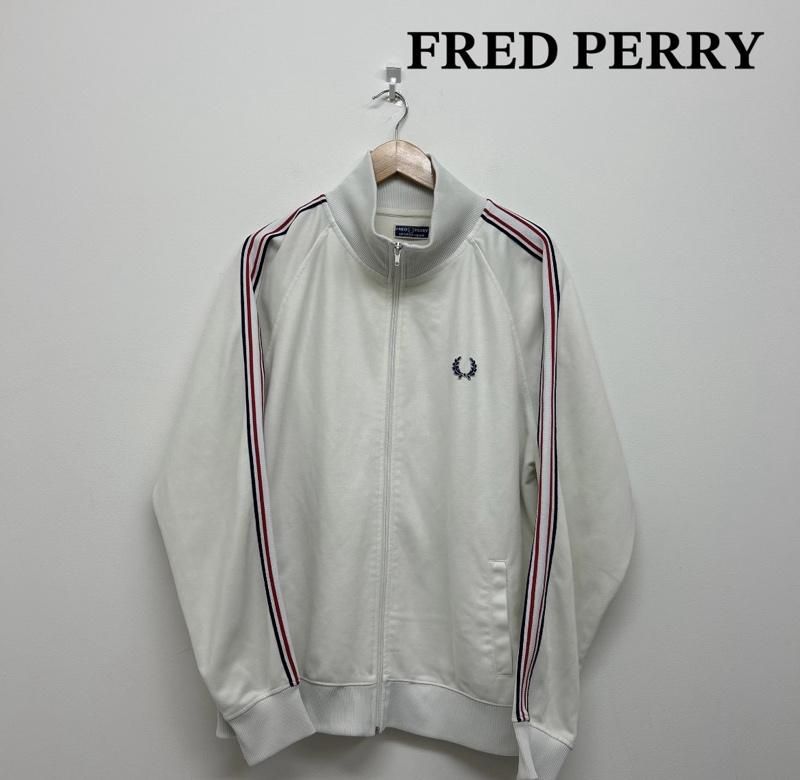 人気定番の FRED PERRY フレッドペリー その他トップス フレッドペリー トップス
