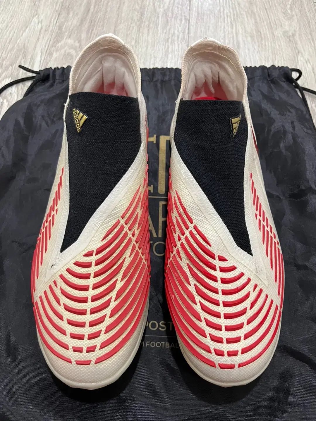 高品質 adidas アディダス プレデター エッジ 1 TF 250 サッカーシューズ