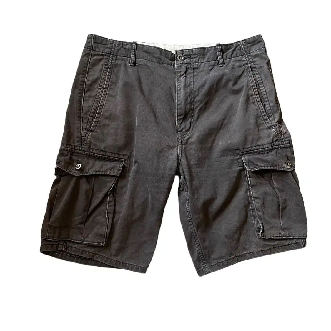 （ 34 ） LEVI'S(リーバイス) ホワイトタブ カーゴ バミューダ パンツ