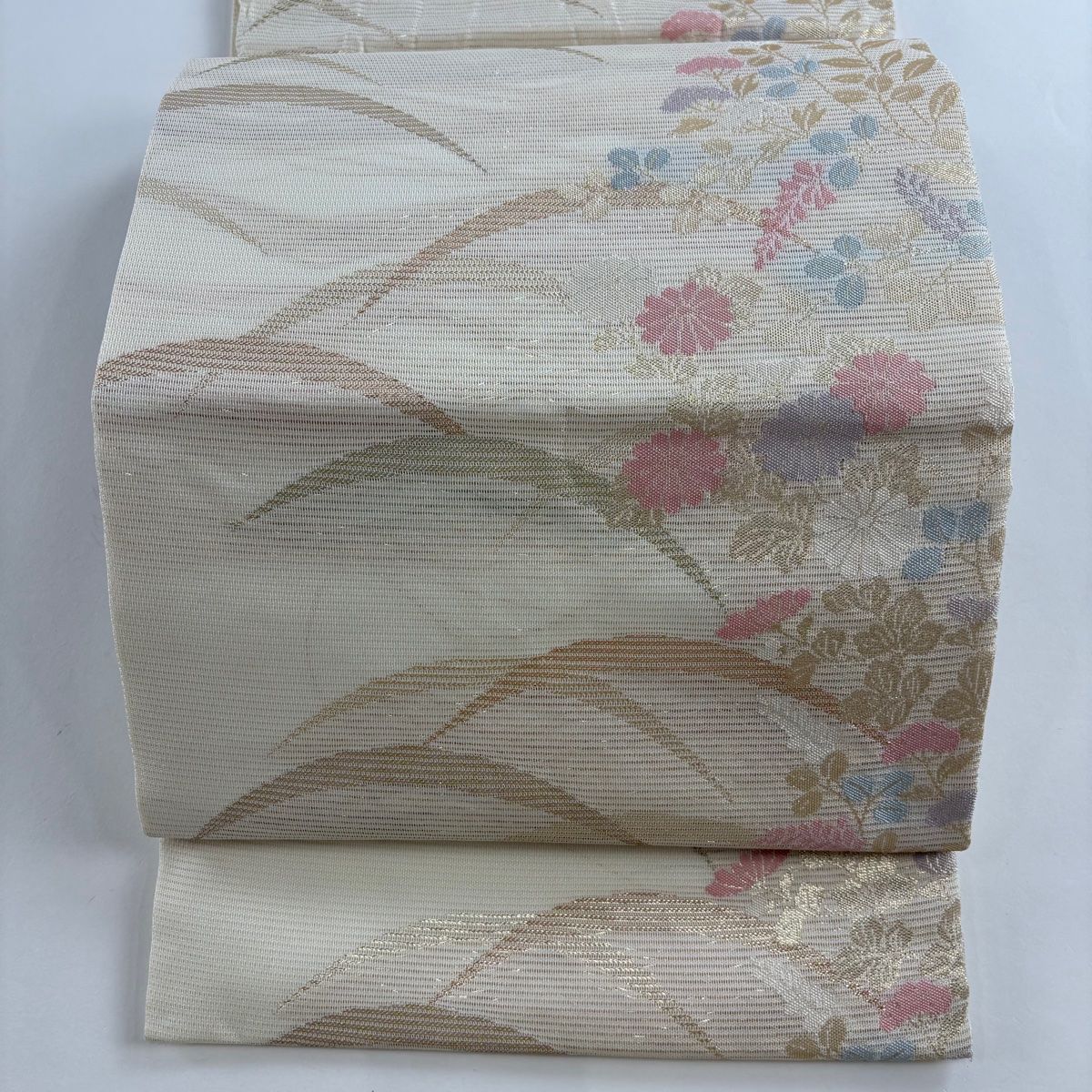 開き名古屋帯 秀品 夏帯 絽 秋草 芝 箔 クリーム 正絹 【中古