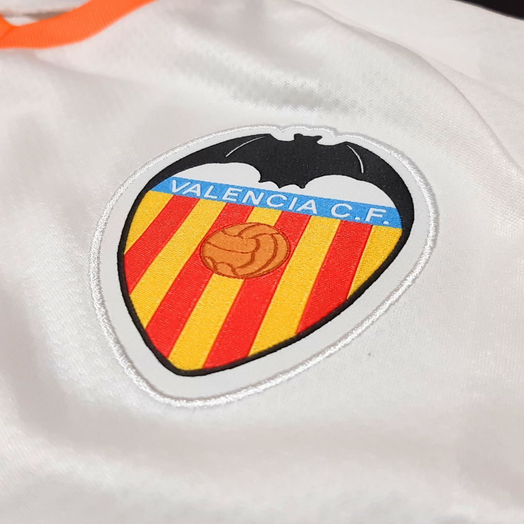 新品 プーマ 2019-20 バレンシア ホーム ユニフォーム インポートXS 新品 プーマ 2019-20 バレンシア ホーム ユニフォーム インポートXS