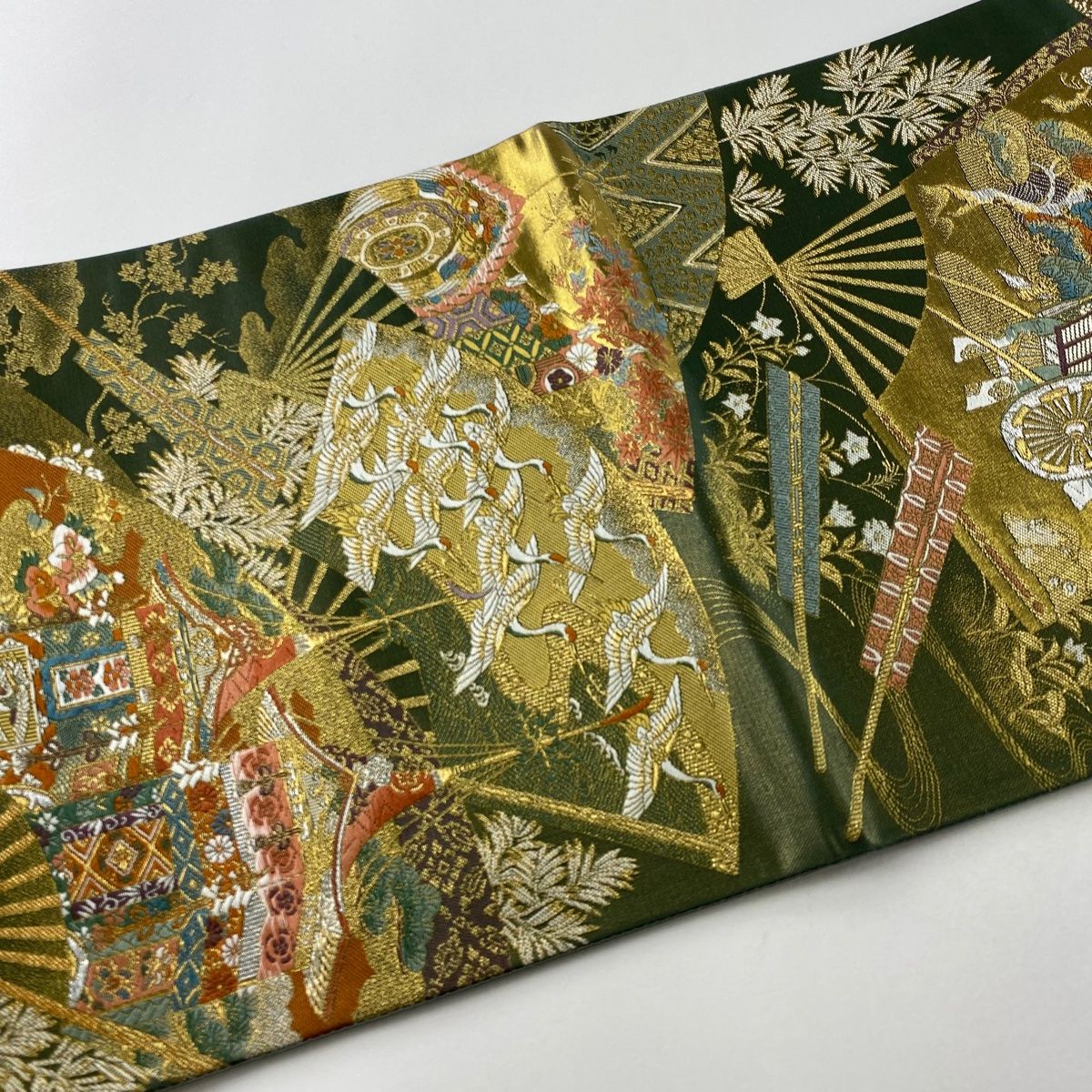 袋帯　フォーマル　琳派瑞祥錦　本金箔つづれ織　美品　吉祥文様 袋帯 本金箔つづれ 琳派瑞祥錦 フォーマル 西陣 ゴールド色系 六