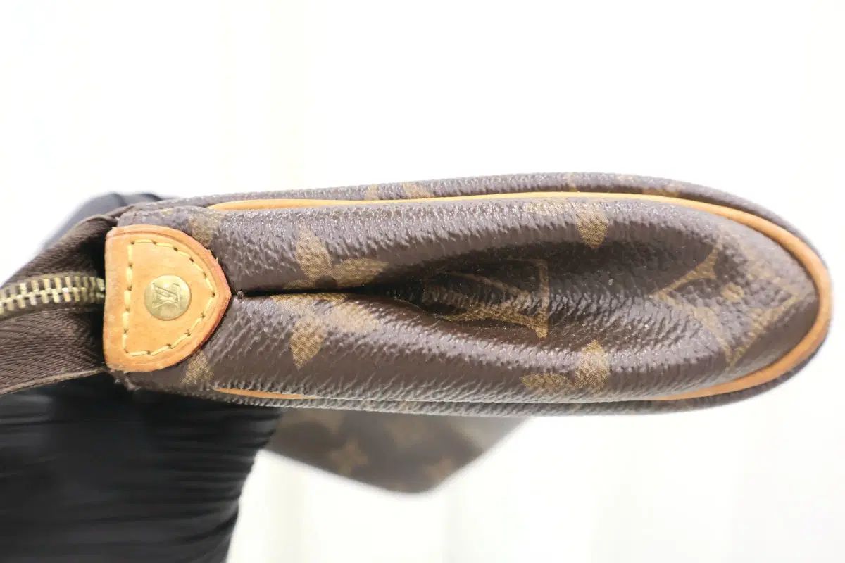 Vuitton ルイヴィトン