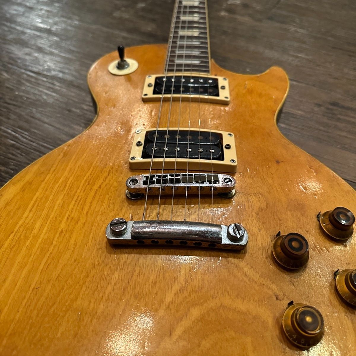 Guitar エレキギター