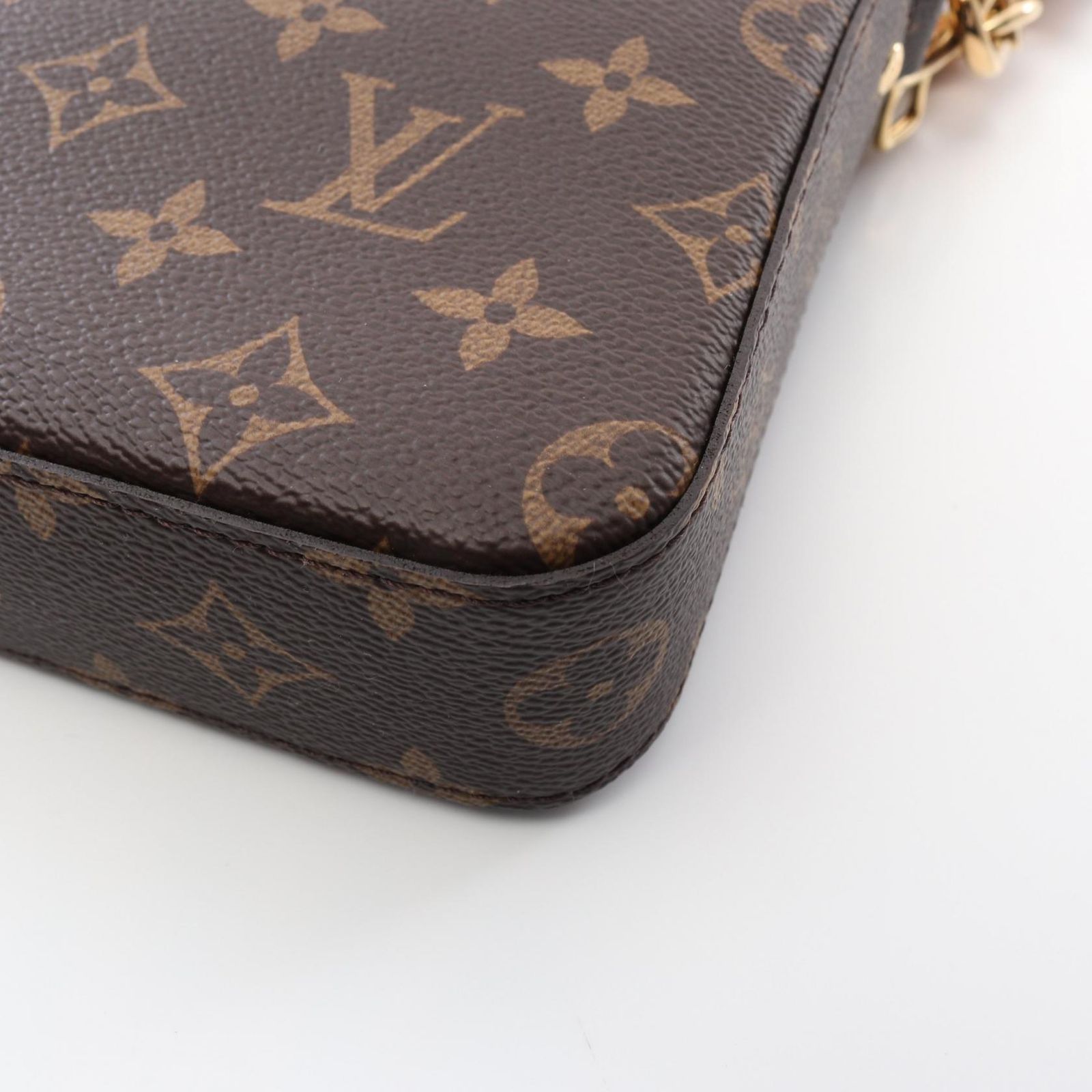 ルイ・ヴィトン LOUIS VUITTON ショルダーバッグ LOUIS VUITTON × NIGO