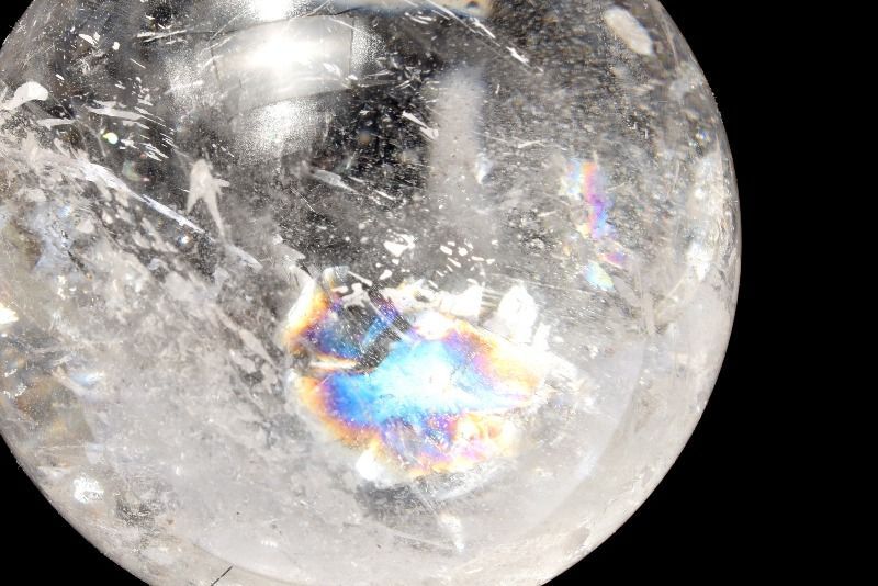 ★虹入り水晶 丸玉 水晶玉 レインボー スフィア 天然石 パワーストーン 水晶 スフィア 丸玉 虹入り 27mm 水晶玉 置物 一点物 141-4961