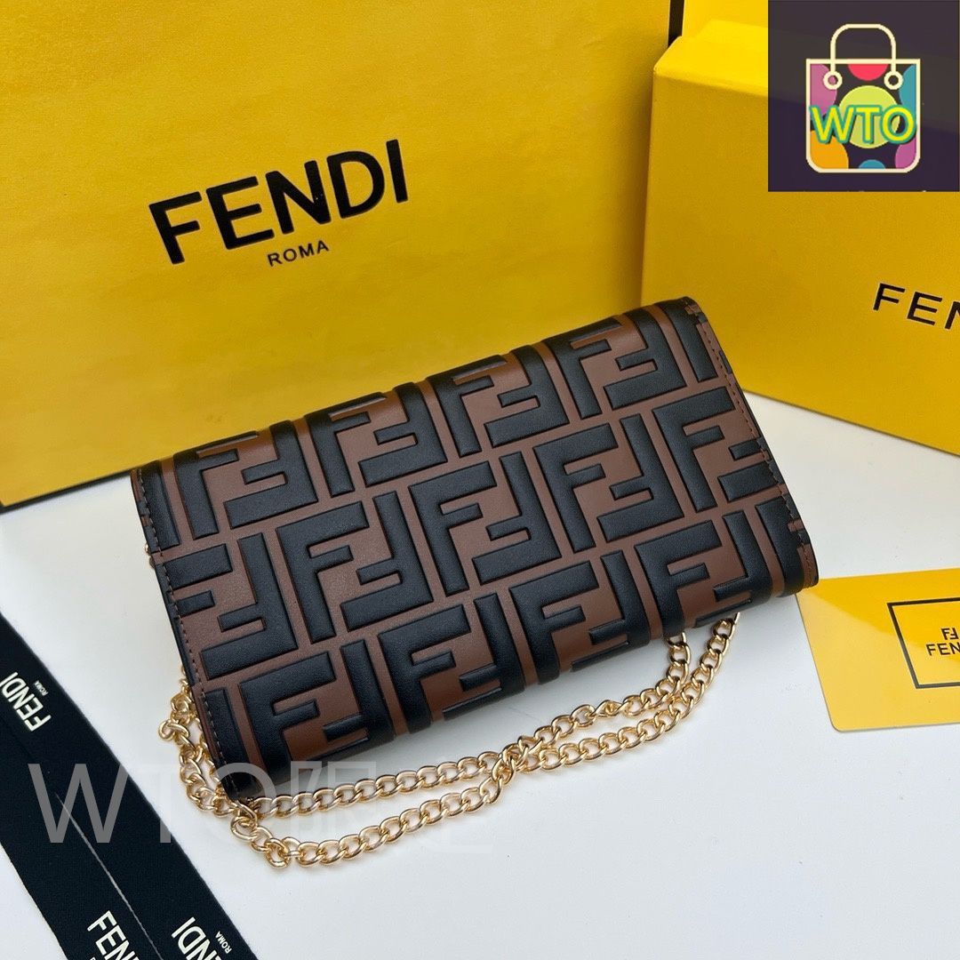 今日 Fendi フェンディ クラシック財布シリーズ 輸入レザー使用で仕上がりとエッジ処理が精巧 STEELWINDOWSANDDOORS_COM