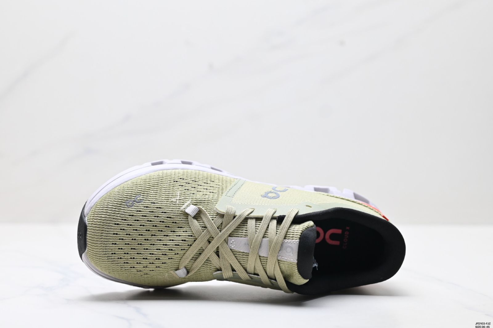 On Runningオンランニングオオンランニング Cloud X 4 クラウド