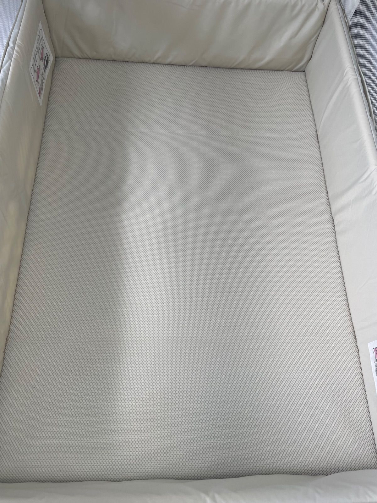 ココネルエアー ミルクホワイト