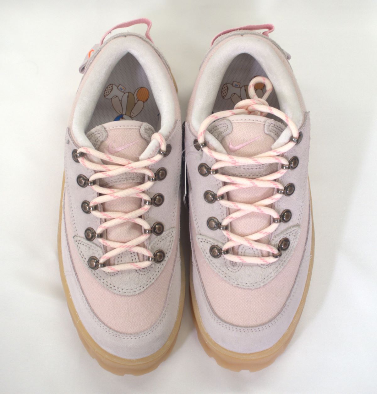 新品・未使用 ☆ NIKE】女性用☆ナイキウィメンズシューズ / ラハール 