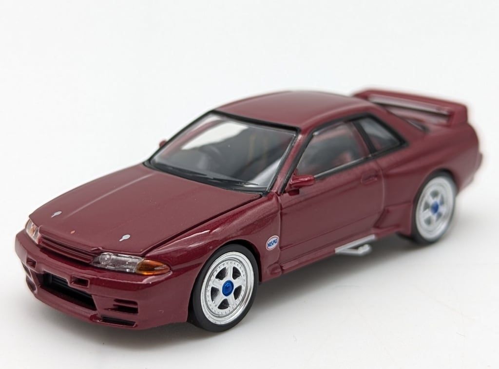 トミカ 日産 スカイライン GT-R R32 グループA プレーンカラー仕様 赤