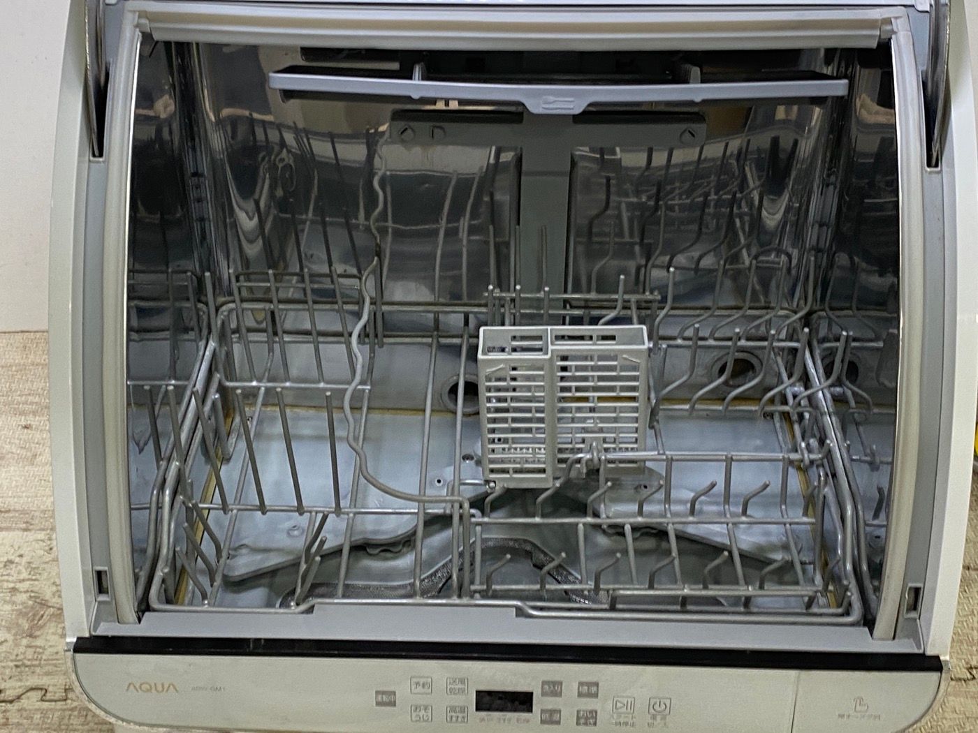 AQUA ADW-GM1 食器洗い機 4人分 AQUA ADW-GM1 レビュー評価・評判