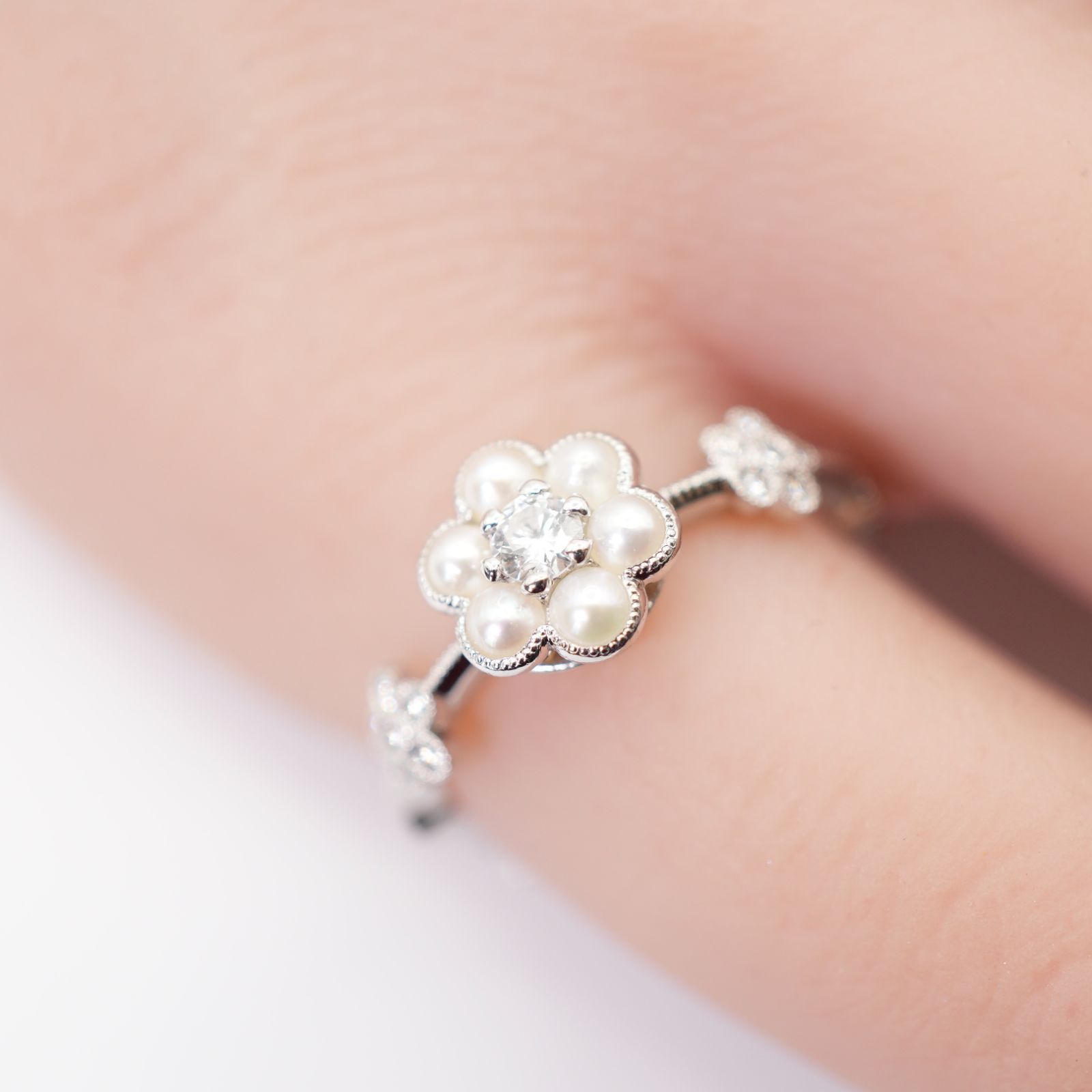 美品 アベリ 花 リング ダイヤ パール プラチナ フラワー/24