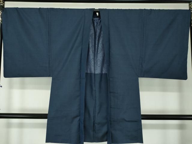 平和屋着物●男性　本場大島紬　アンサンブル　長羽織　亀甲柄　証紙付き　正絹　逸品　未使用　DAAS3945ps 平和屋着物○男性 本場大島紬 アンサンブル 長羽織 亀甲柄 本武特製