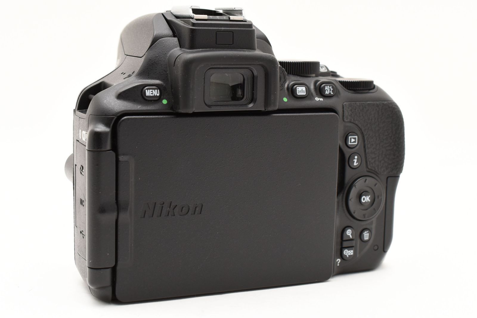 美品】ニコン Nikon デジタル一眼レフカメラ D5600 ボディ 【C0305