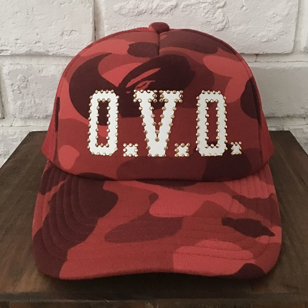 ★美品★ OVO × BAPE Red camo trucker hat a bathing ape エイプ ベイプ アベイシングエイプ メッシュ  キャップ レッドカモ 迷彩 帽子