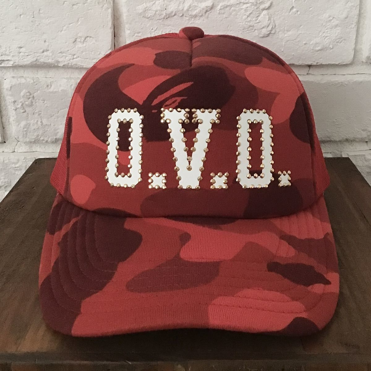 ☆美品☆ OVO × BAPE Red camo trucker hat a bathing ape エイプ ...