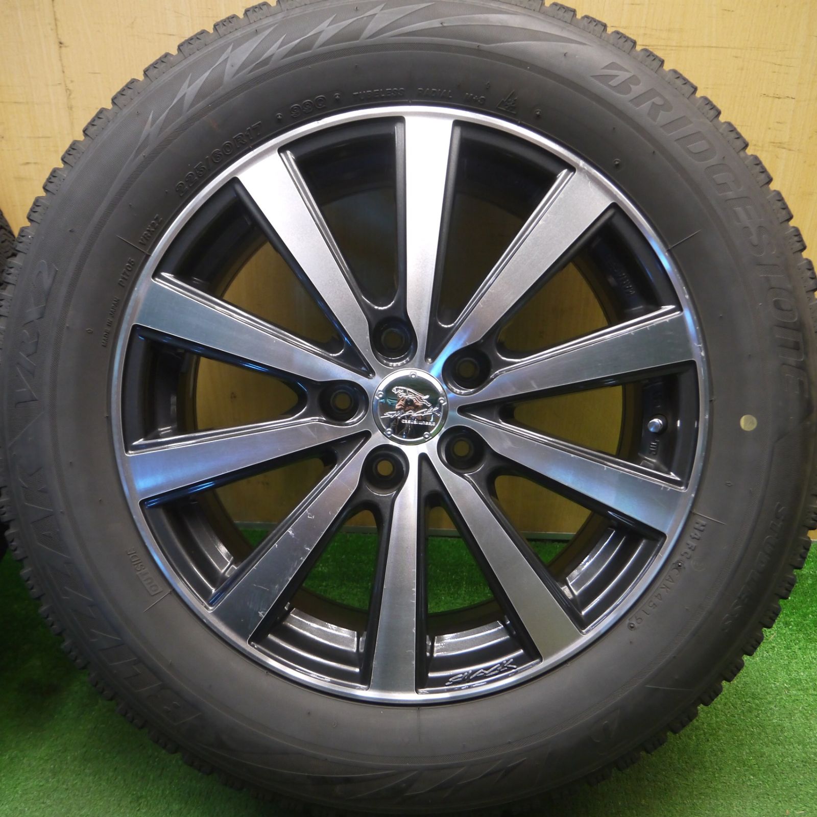 ブリヂストンVRX2スタッドレス17インチENKEI MANAGED SMACK 送料無料] 4本価格☆スタッドレス 225/60R17 ブリヂストン ブリザック