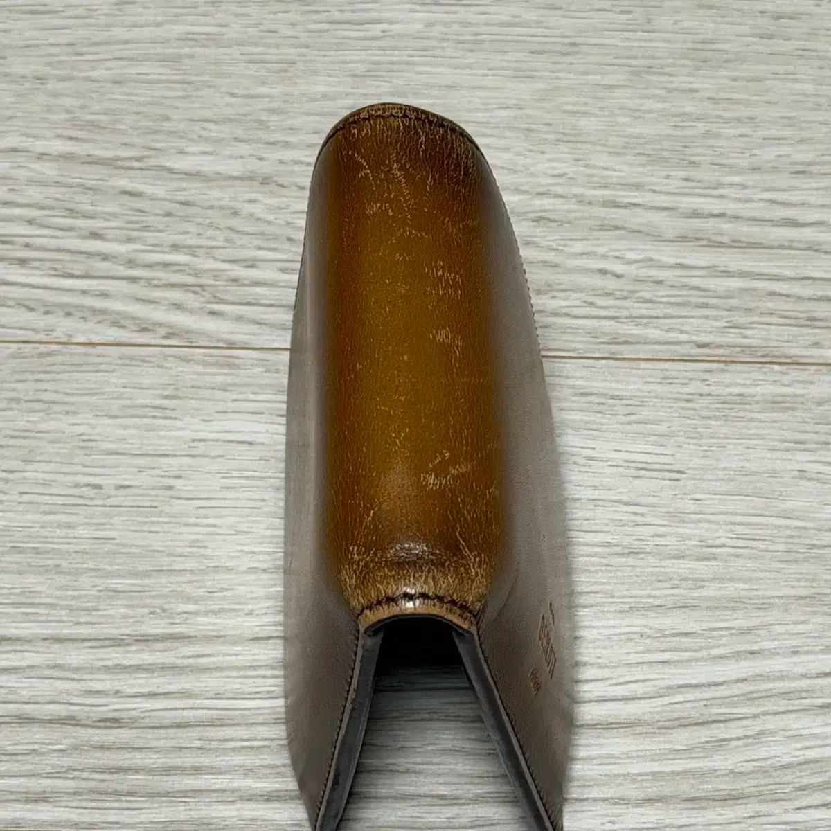 ベルルッティ カリグラフィ マネークリップ ブラウン 二つ折りビジネス