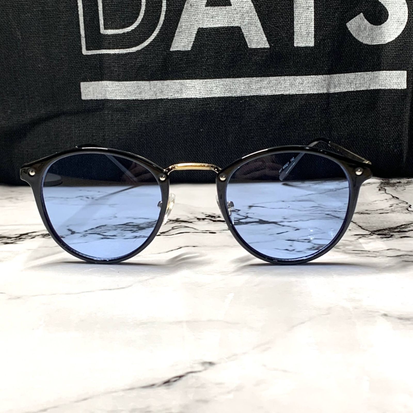 メタルコンビサングラス☆ライトブルーレンズ☆ケース付き - メルカリ