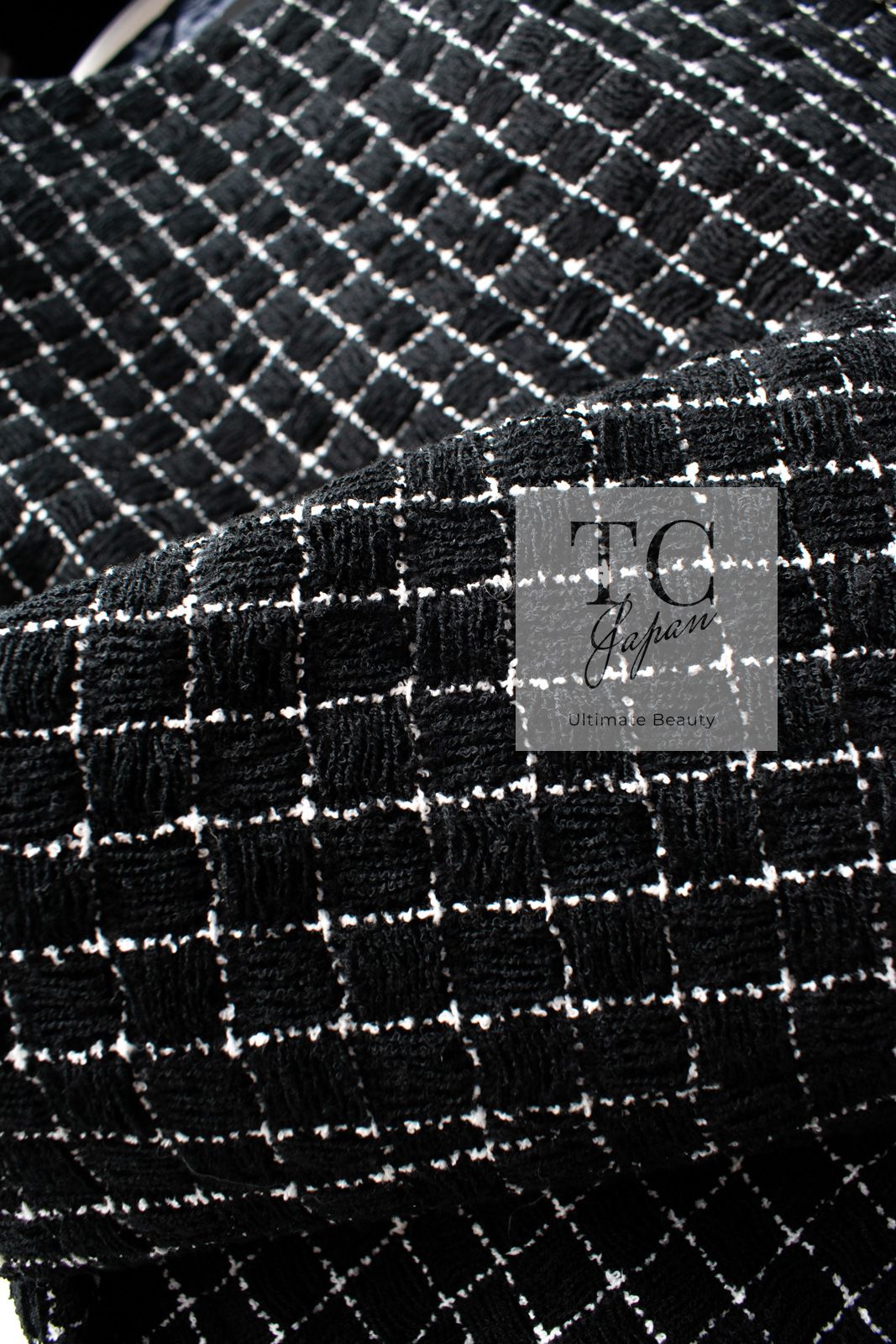 シャネル ジャケット スーツ CHANEL 90万 ブラック チェック CC  