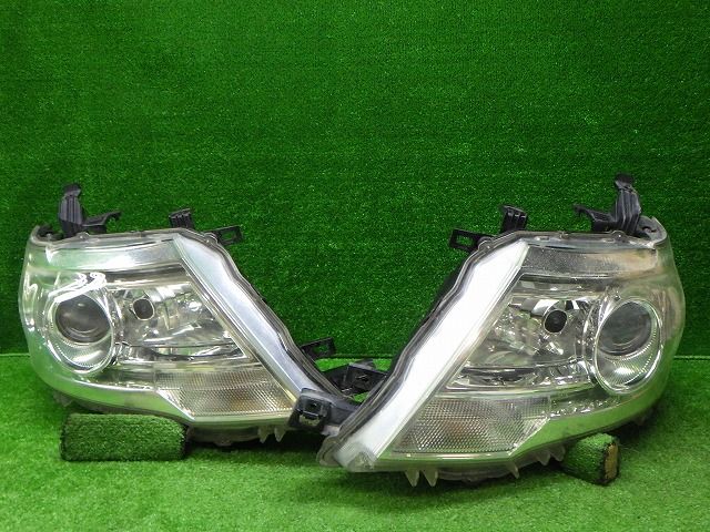 日産セレナC25 HIDヘッドライト、左右セット、KOITO 100-24921 セレナ