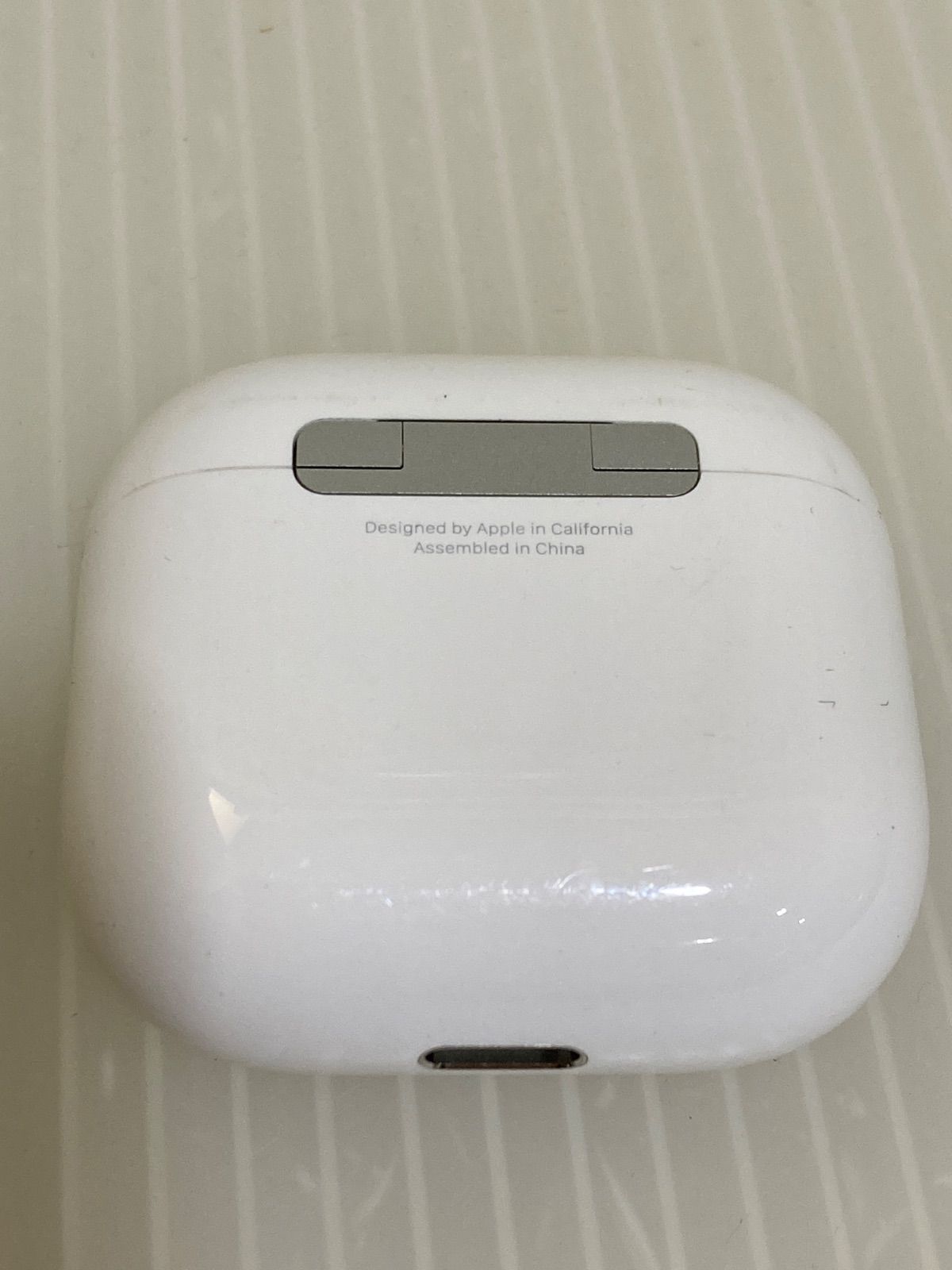 AirPods4 ワイヤレスイヤホン A3058/A3050/A3053 - メルカリ
