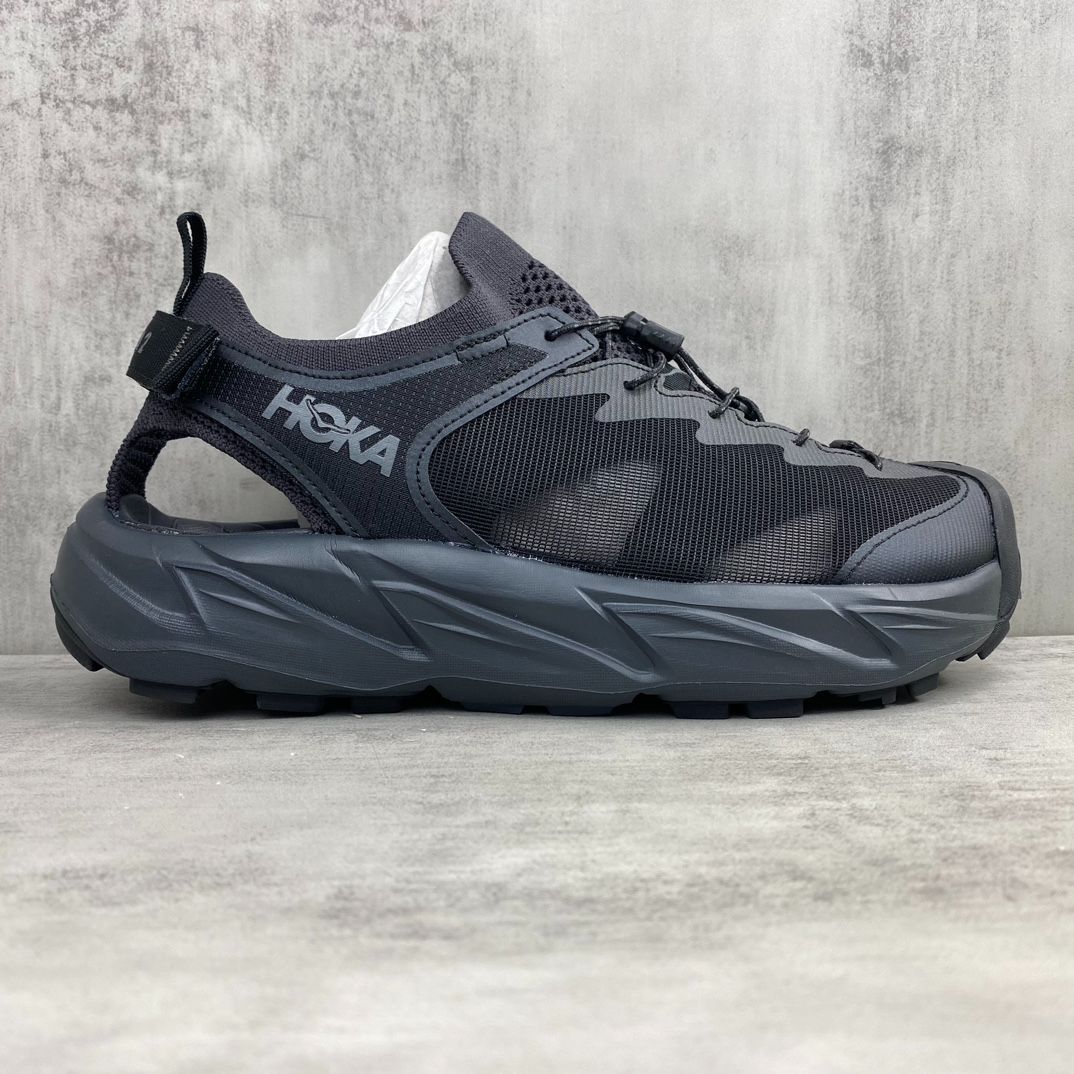 HOKA ONE