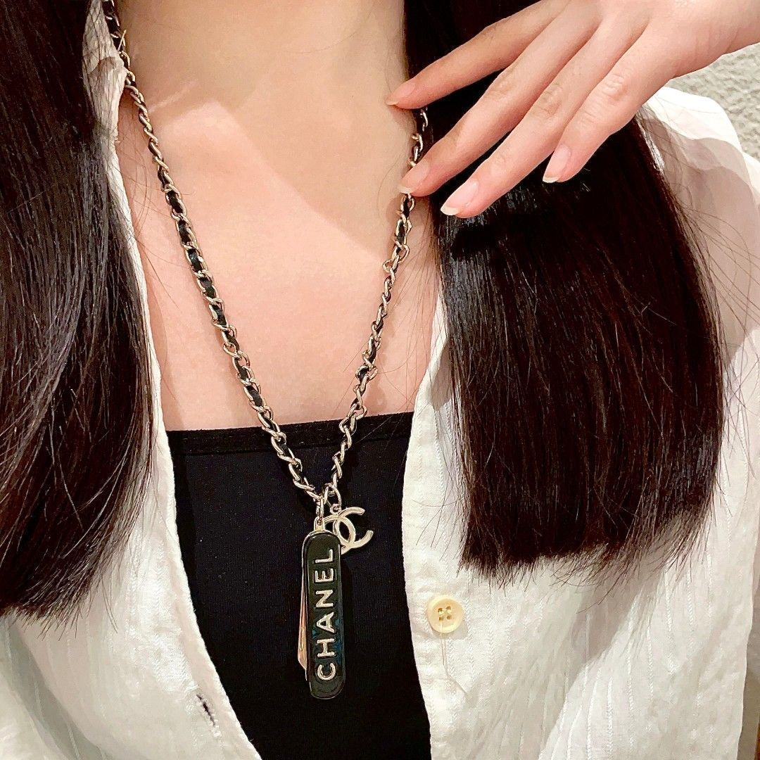 CHANEL シャネル　アルファベットチャーム ベルト 今日特価】CHANEL シャネル 中古 アルファベットネックレス 送料