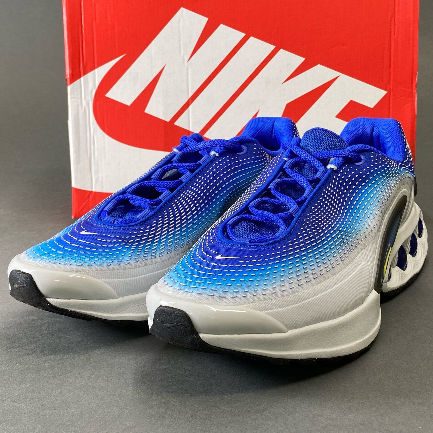 6g8《美品》 NIKE ナイキ AIR MAX DN SE エアマックス HF5531