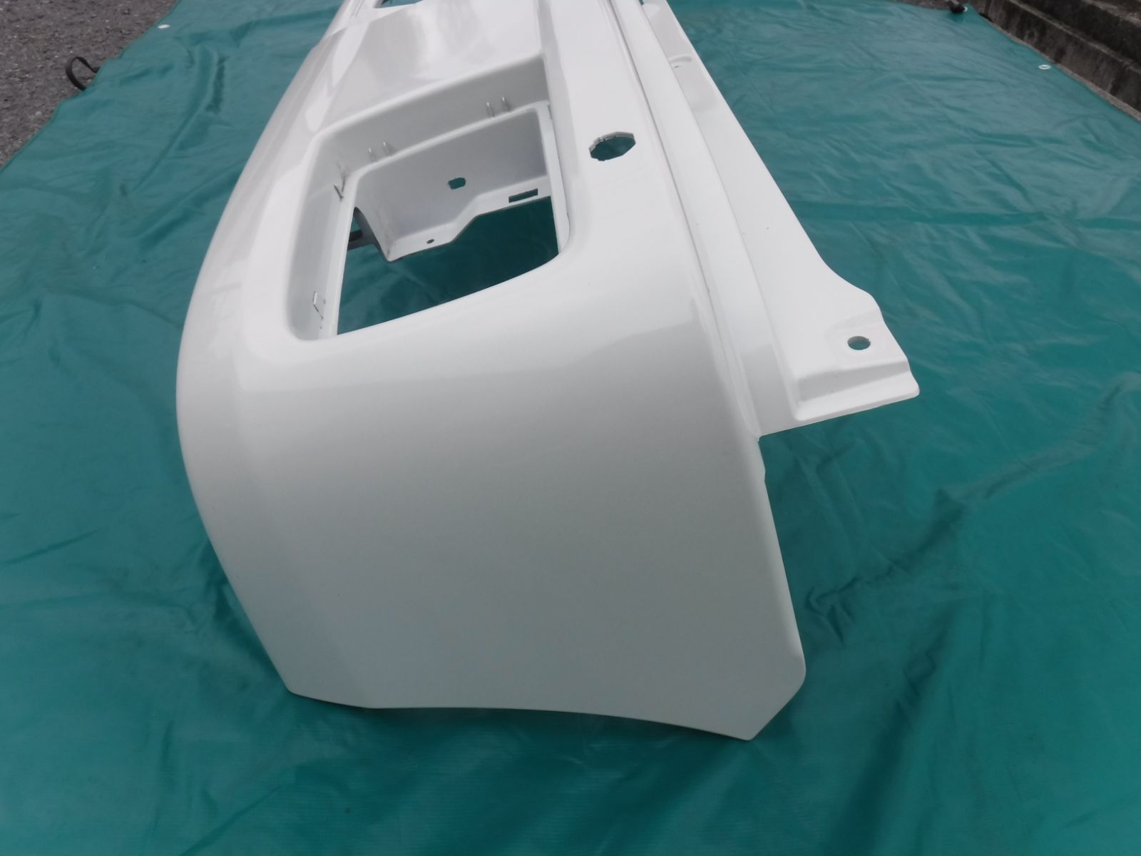 エブリイバン リアバンパー純正