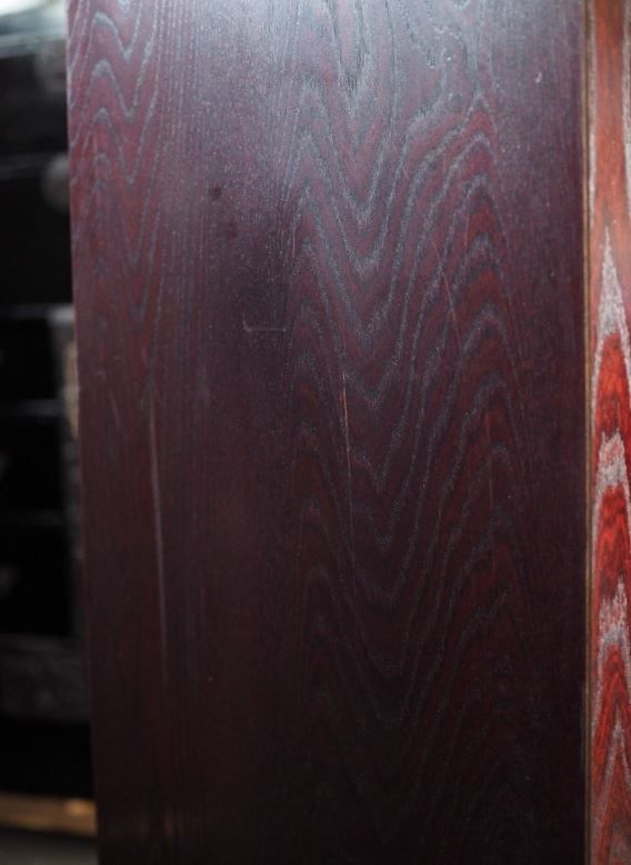 ガラスキャビネット