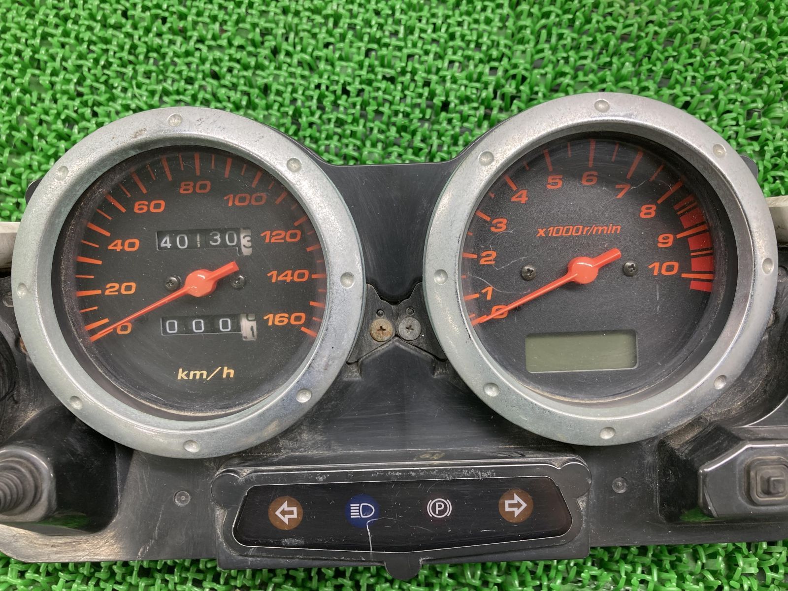 フォルツァ 若々しく メーター 0508-001 ホンダ 純正 中古
