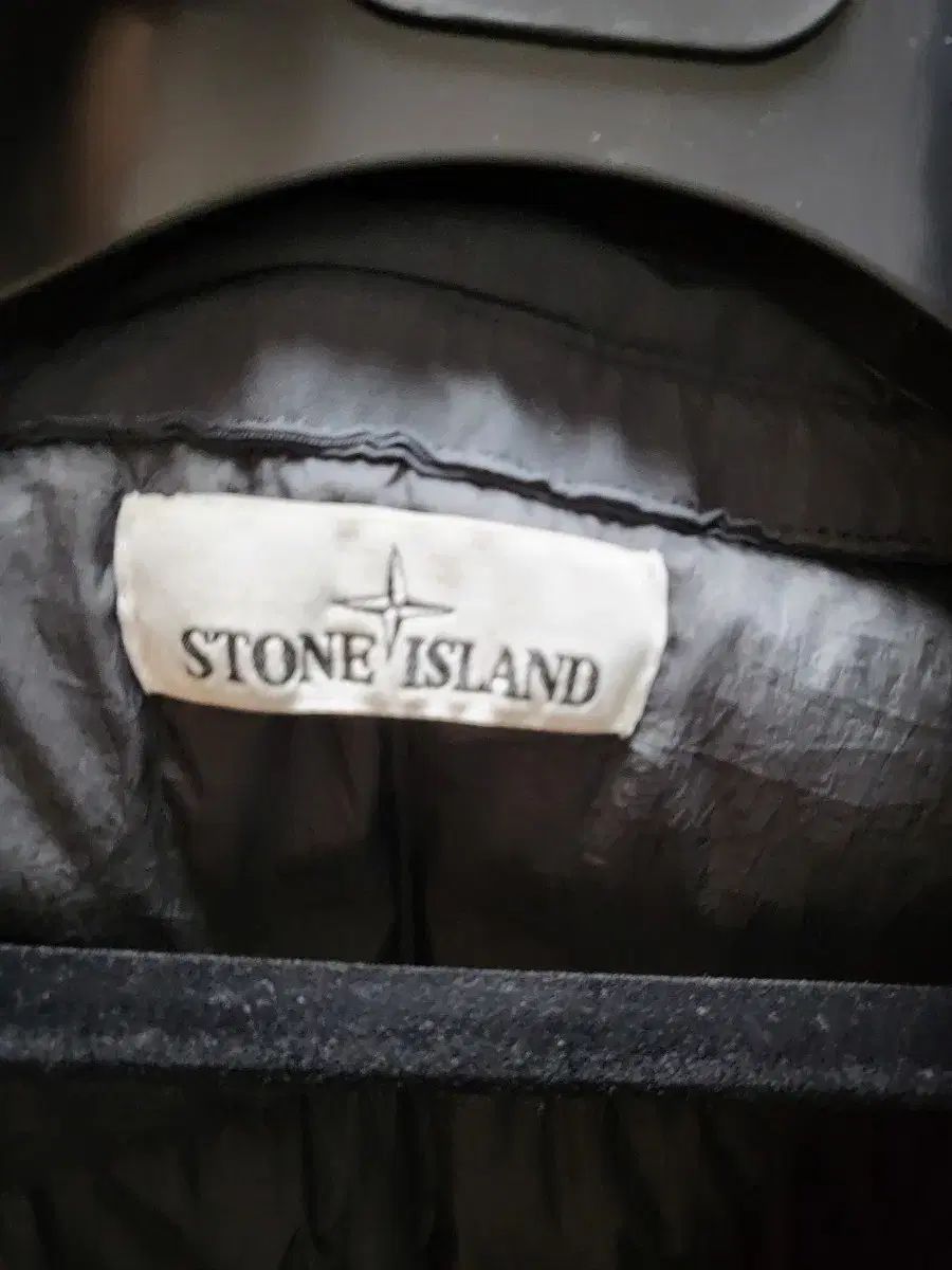 STONE ISLAND ストーンアイランド ブラック ダウン アウター