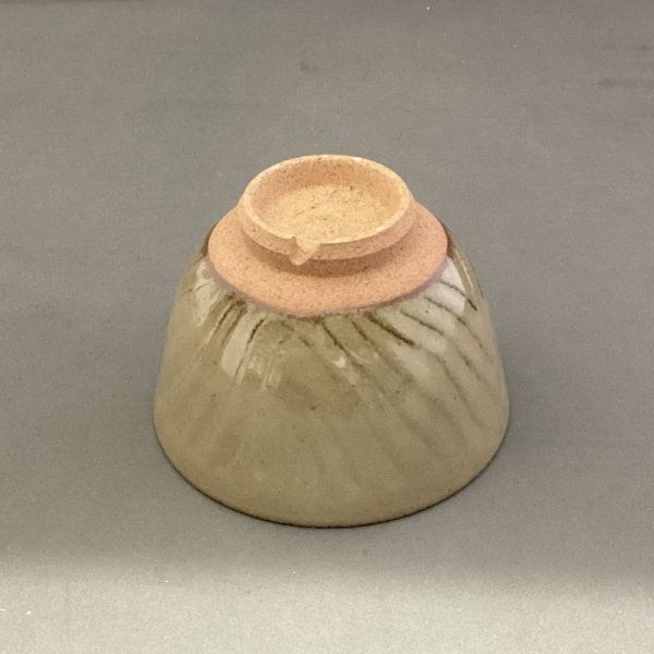 逢絢亭・新品】茶道具 蓋置 京焼 金襴手 兜の形 平安昭阿弥 高野