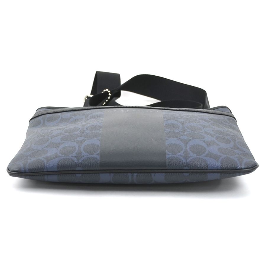 コーチ COACH