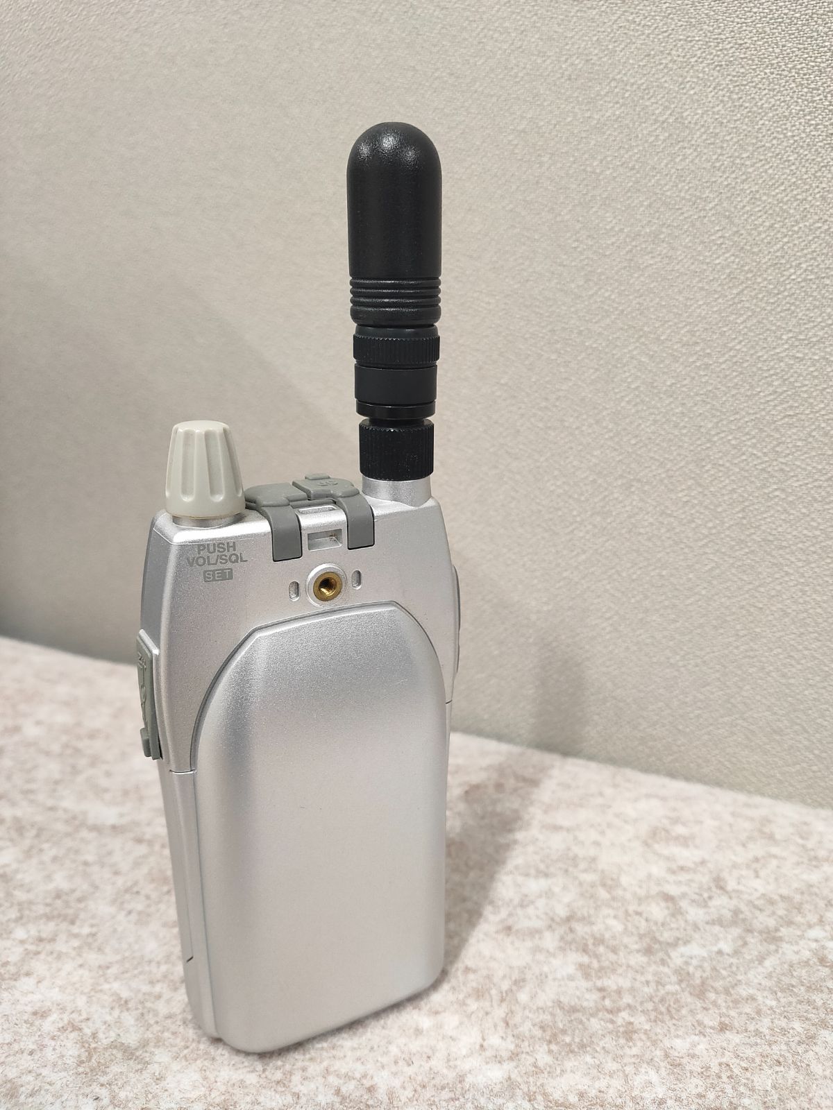 ALINCOワイドバンドコミュニケーションレシーバー0.1MHz