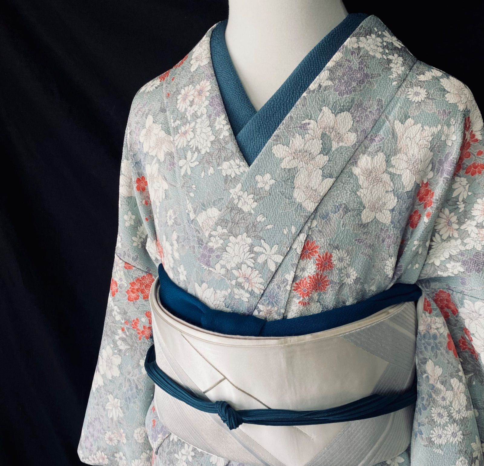 ブルーグレー縮緬の花の小紋〉トール 洋服感覚の着物 ⁡ - メルカリ