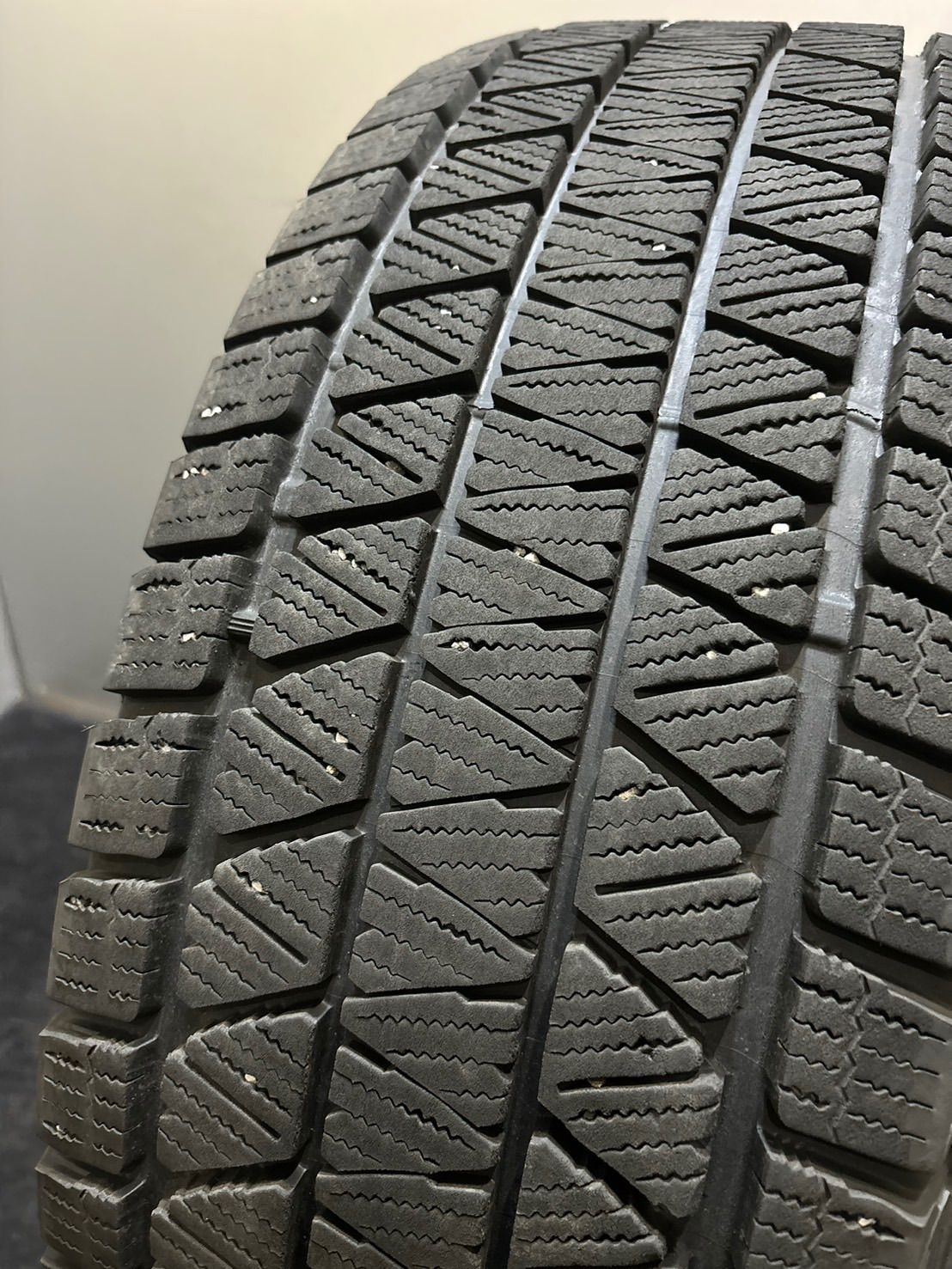 265 70R16 BRIDGESTONE DM-V3 21年製 スタッドレス 1本 ブリヂストン ブリザック ランクル プラド 南9-K281