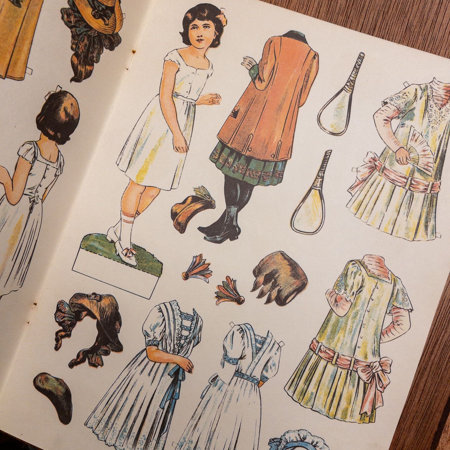 洋書 アンティーク ペーパードールズ等 5冊セット