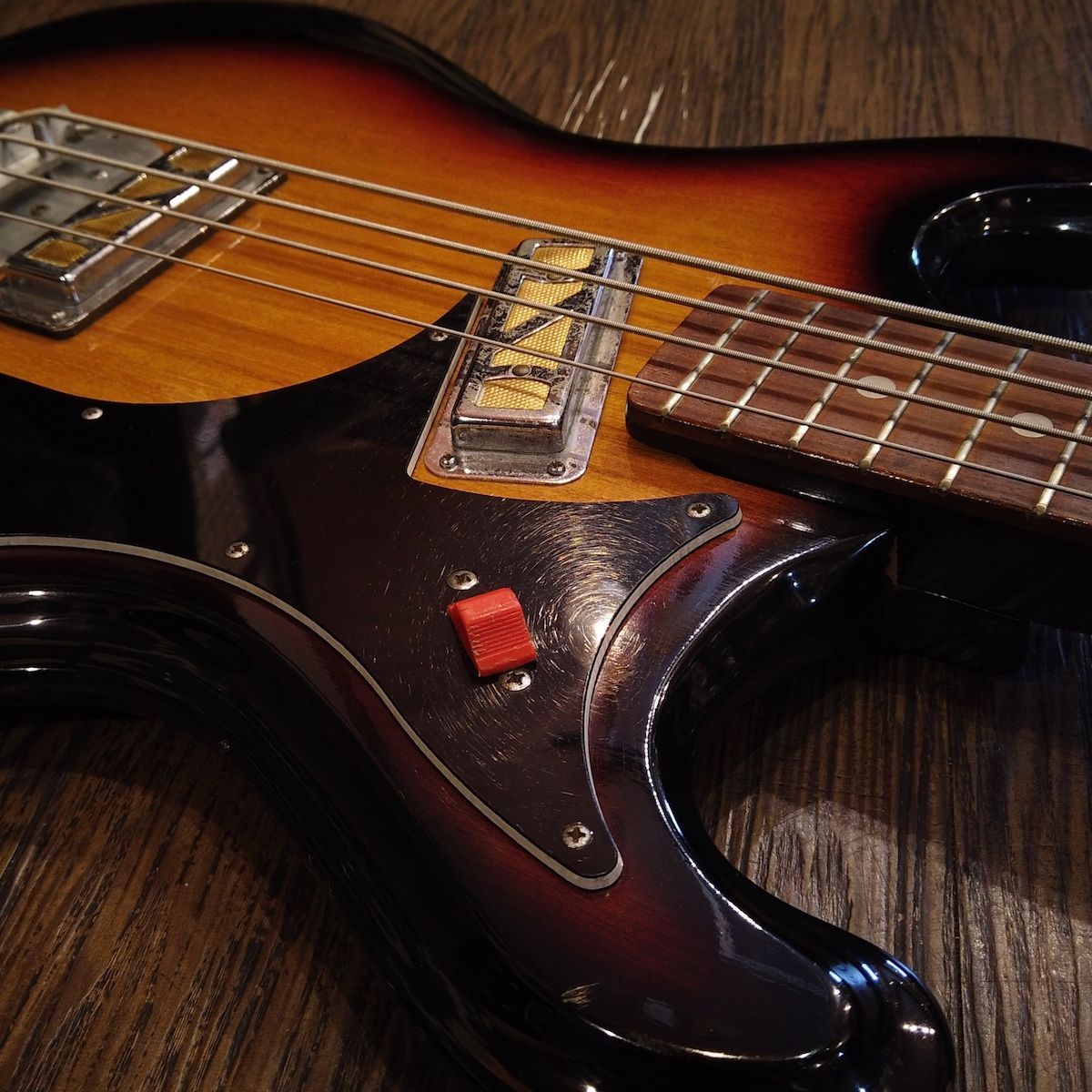 テスコ　TEISCO BR-1 国産ヴィンテージ　モズライト型ベース　レア テスコ TEISCO BR-1 国産ヴィンテージ モズライト型ベース レア