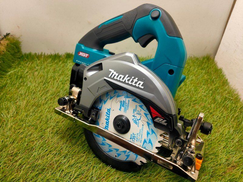 Makita 40Vmax