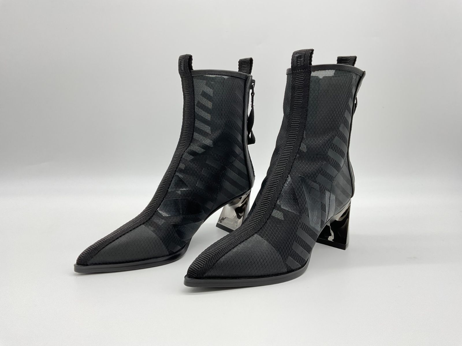 UNITED NUDE ユナイテッド ヌード 35 ブラック Molten Calli Mid ブーツ