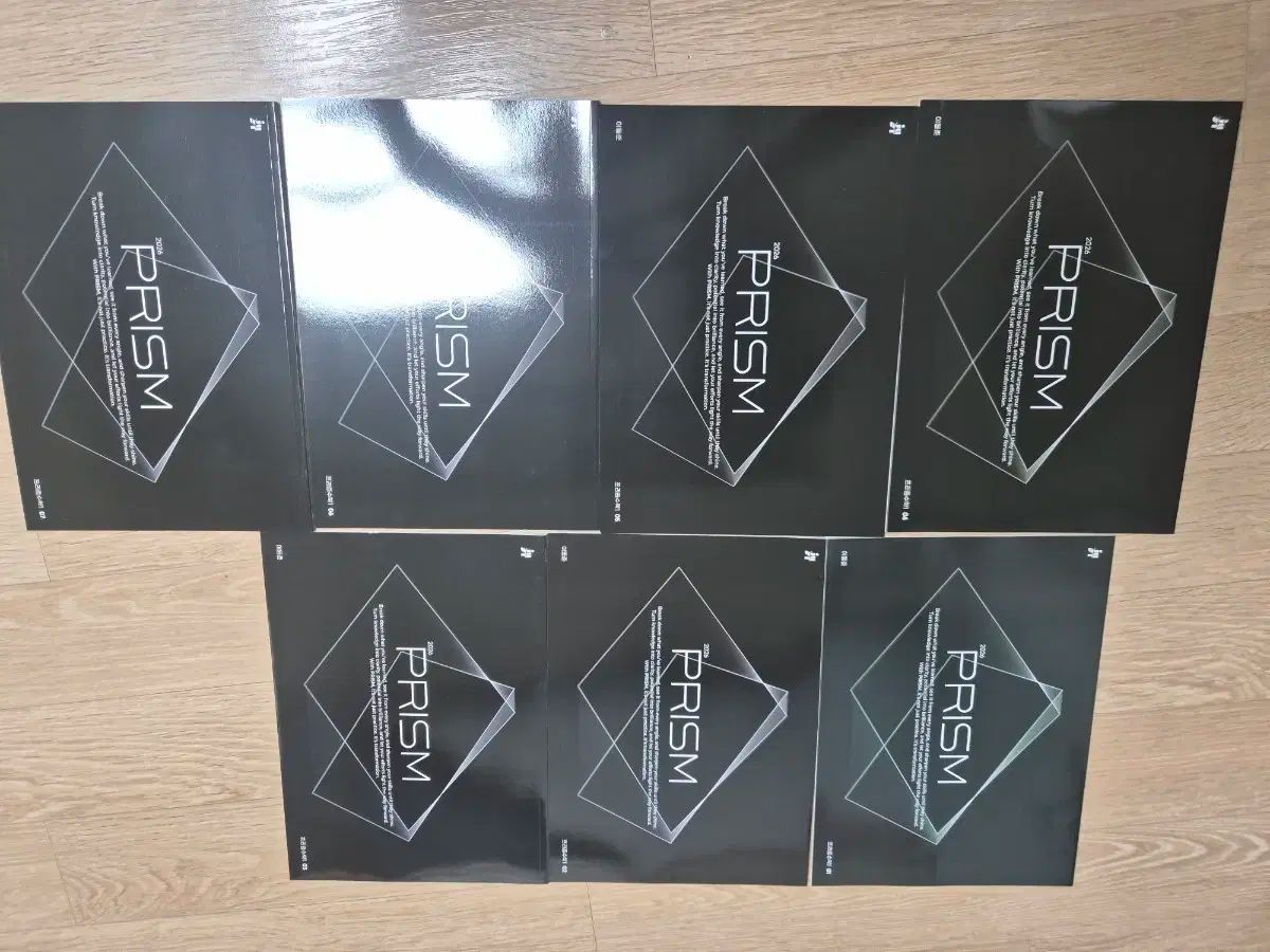 2026 時代人材 レオン・ジュン T プリズム 数 1 （ 7 ）