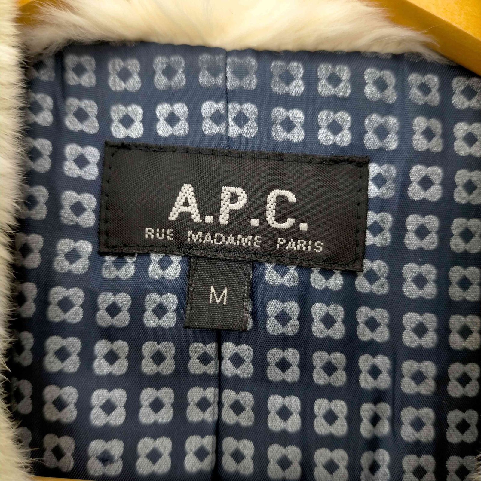 アーペーセー A.P.C. ラビットファーコート レディース JPN：M - メルカリ