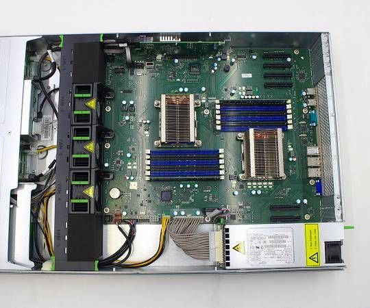 富士通 PRIMERGY RX2520 M1 Xeon E5-2430 v2 2.5GHz*2 16GB  1.2TBx2台(SAS2.5インチ/12Gbps/RAID1構成) DVD-ROM PRAID CP400i