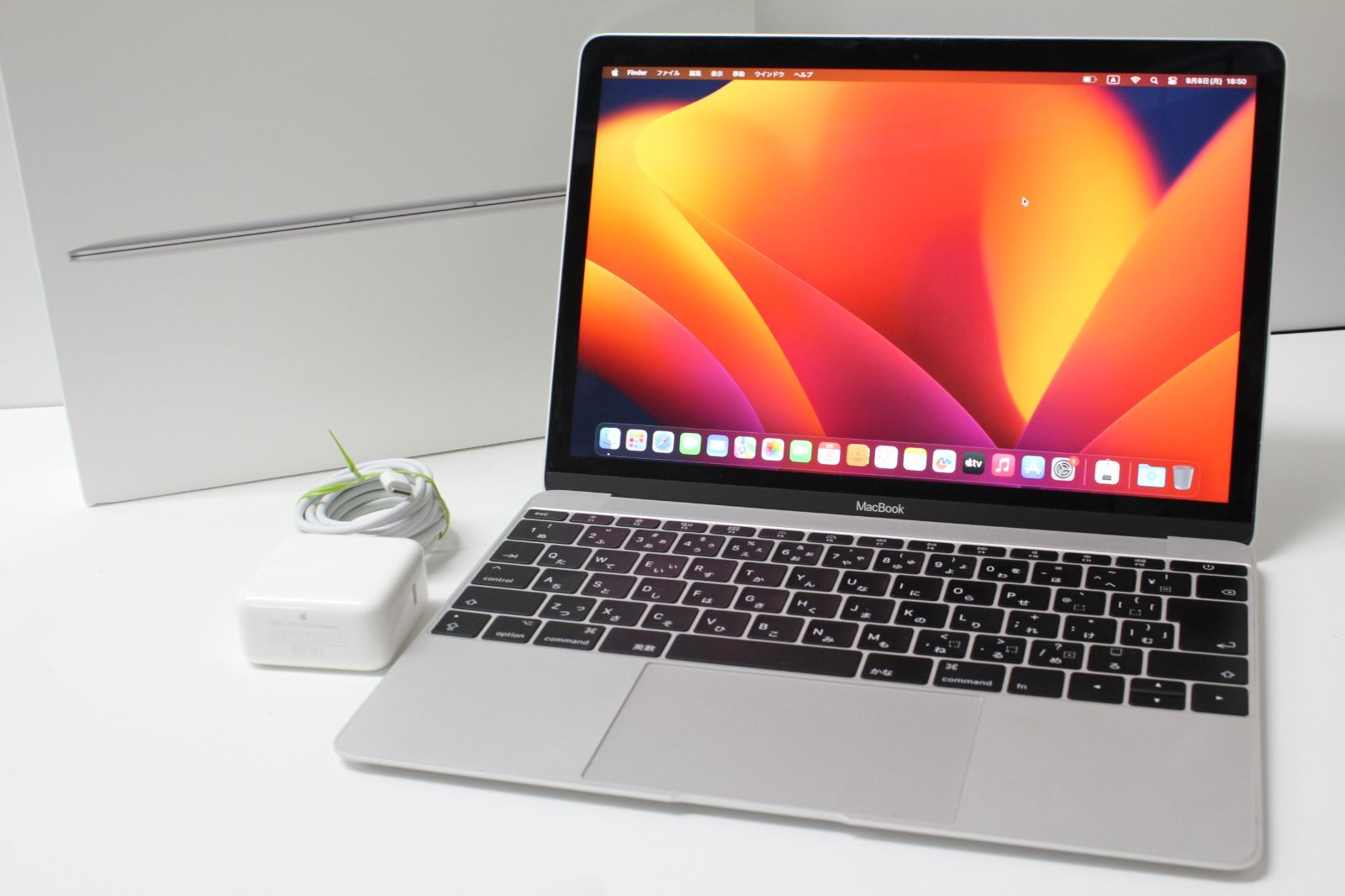 美品】Apple MacBook 12インチ 2017年/SSD 256GB/メモリ 8GB/1.2 美品】Apple MacBook 12インチ 2017年/SSD 256GB/メモリ 8GB/1.2
