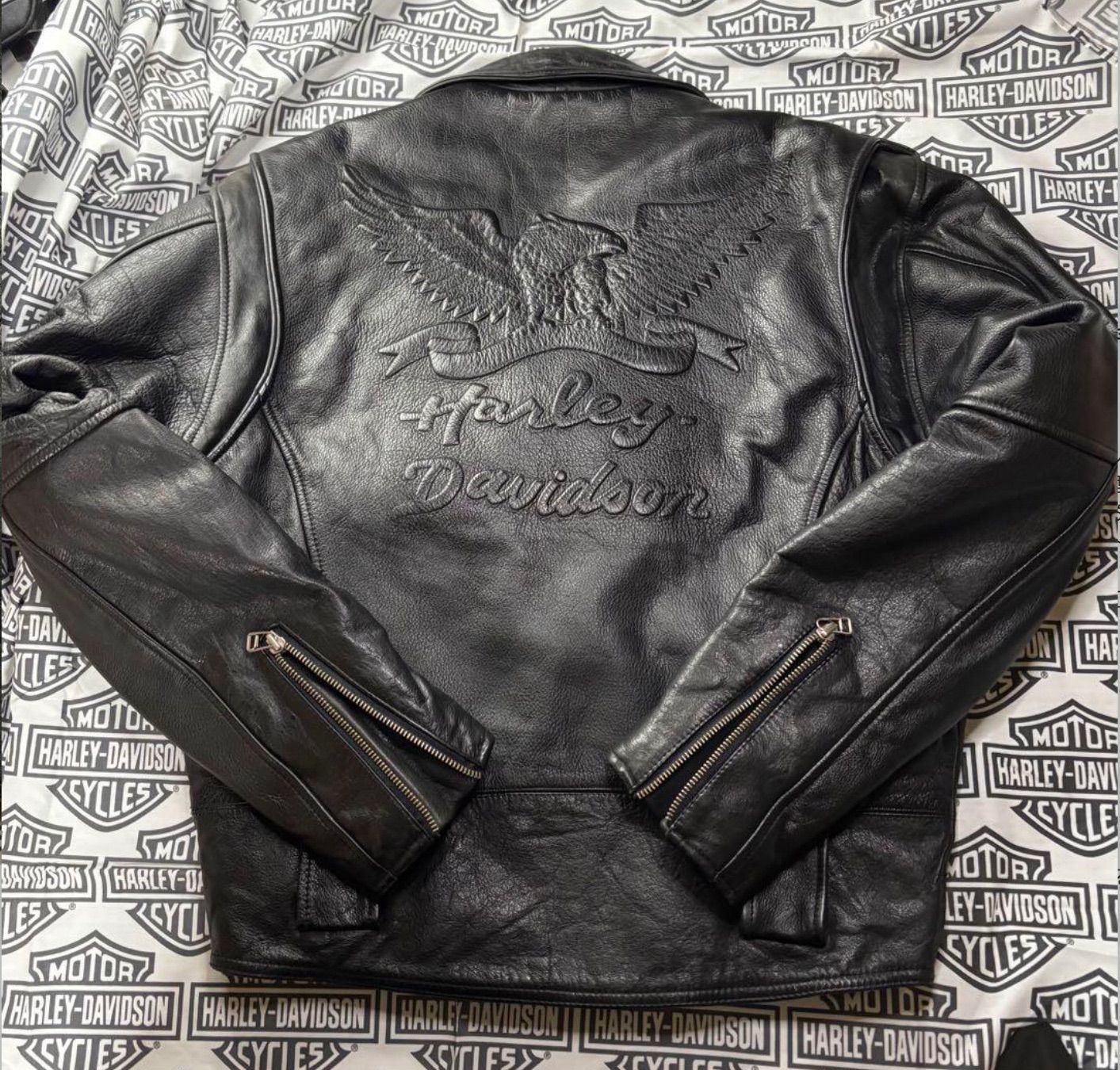 ⭐️ハーレーダビッドソン⭐️3D立体エンボスエンブレム本革製ジャケット限定レアモデル 稀少モデル！立体型押エンブレム】ハーレーダビッドソン 本革