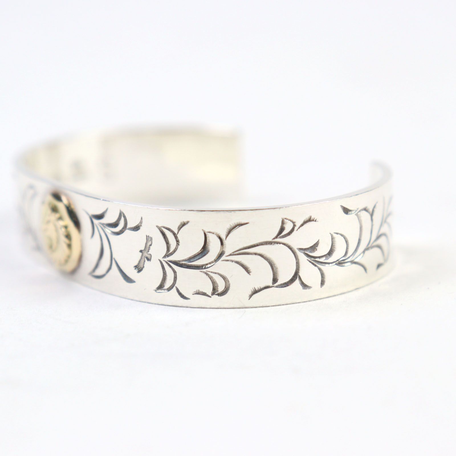 タディアンドキング アラベスク平打ちバングルK18ウルフメタル